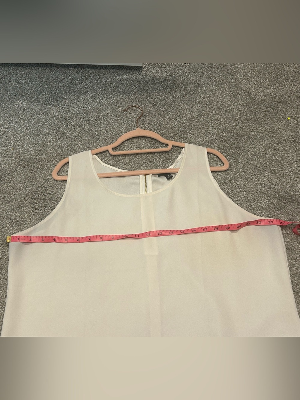 Ann Taylor
Sleeveless Blouse / White Work Top Shell
Size: XL - Picture 5 of 5